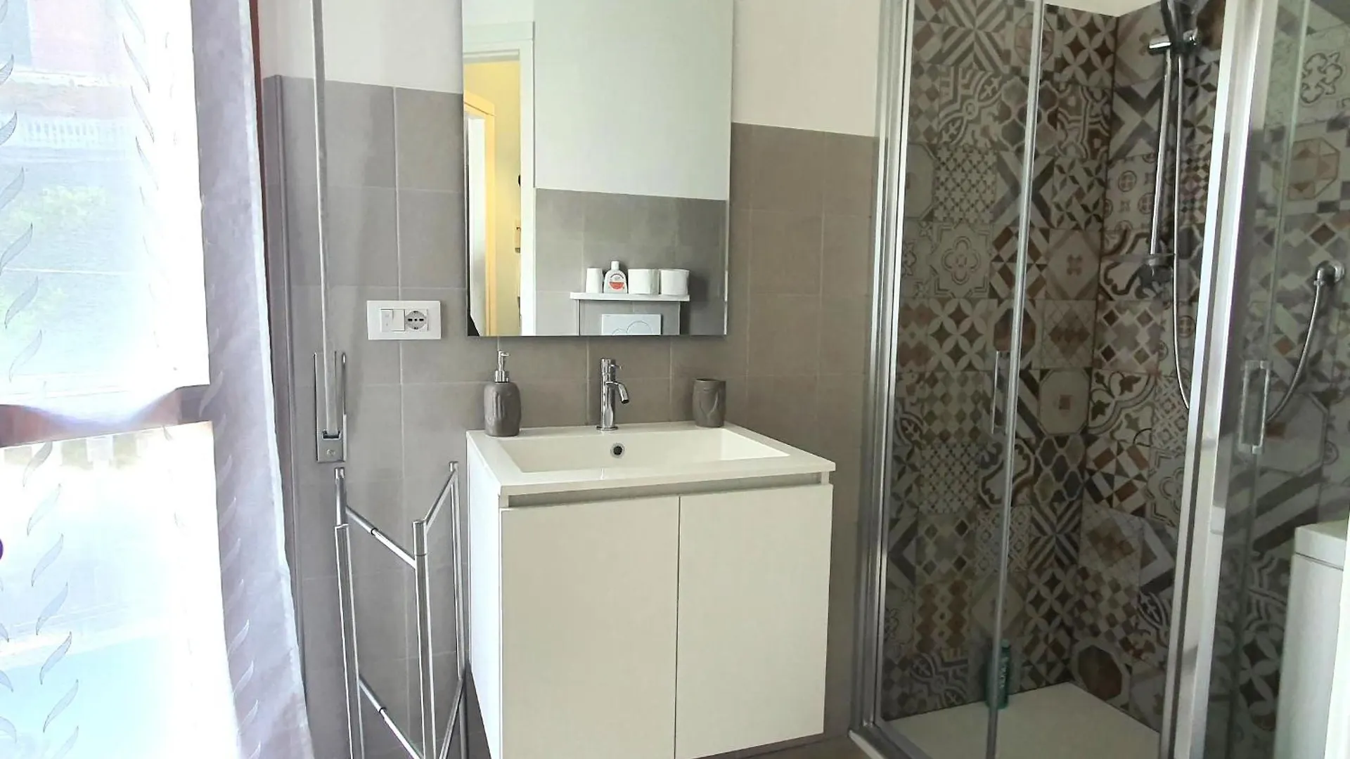 Rebecca Home Rapallo Apartment